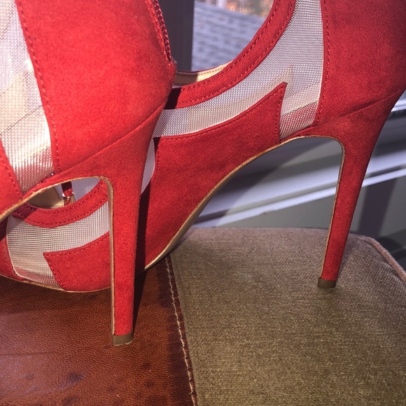 RED Jessica Simpson heels - Picture 2 of 7
